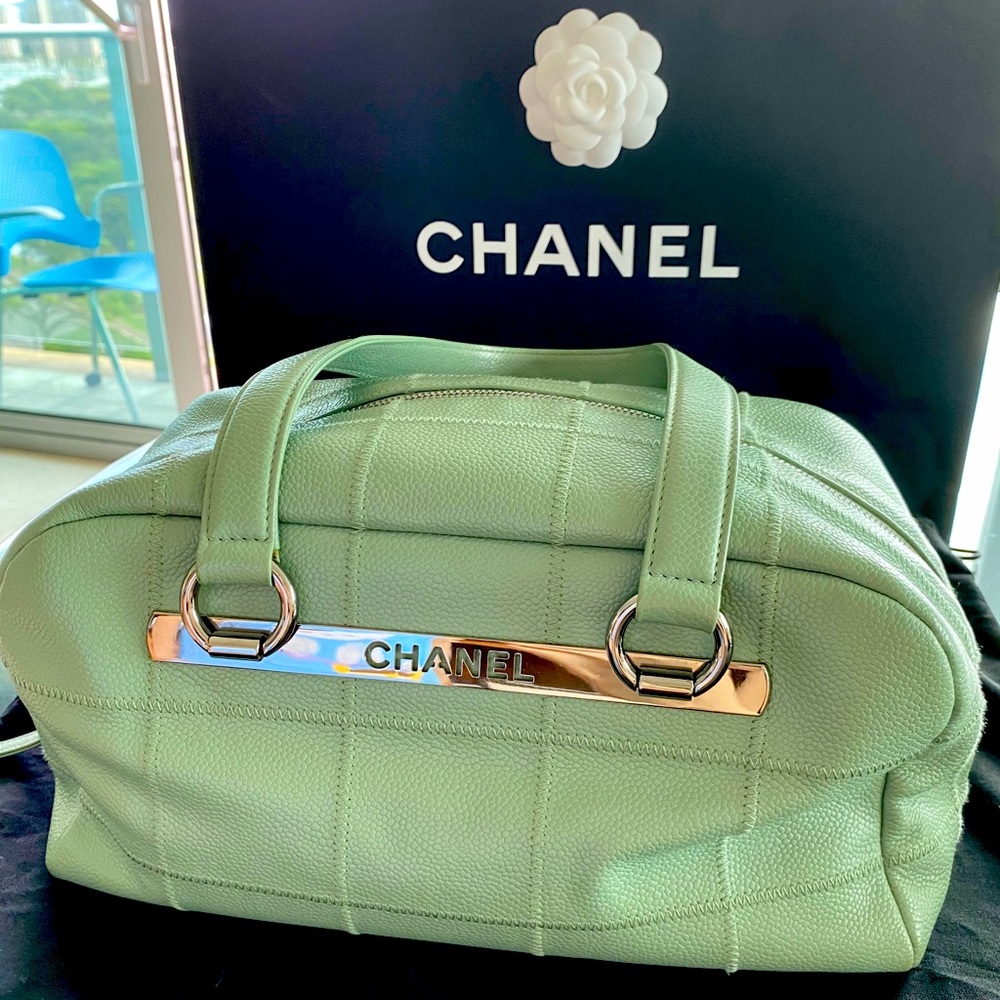 LIKE NEW Chanel Mint Green Caviar Bowler Bag